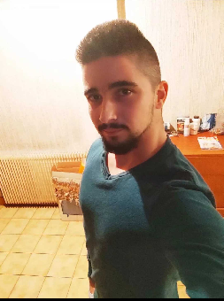 29  ans, Homme