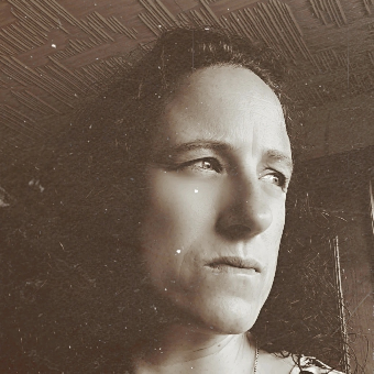 tchat avec Angelia