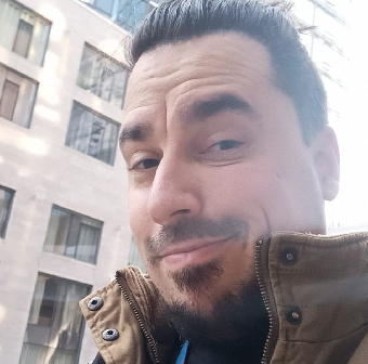 tchat avec HellboyQC